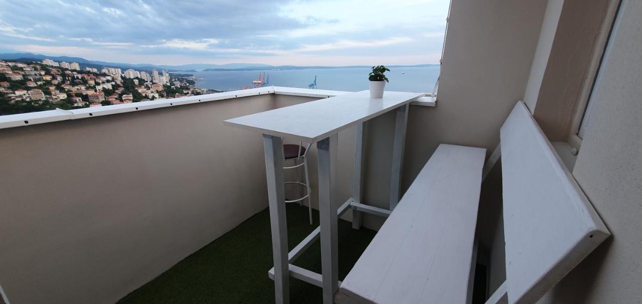 City Lights Penthouse Rijeka Extérieur photo